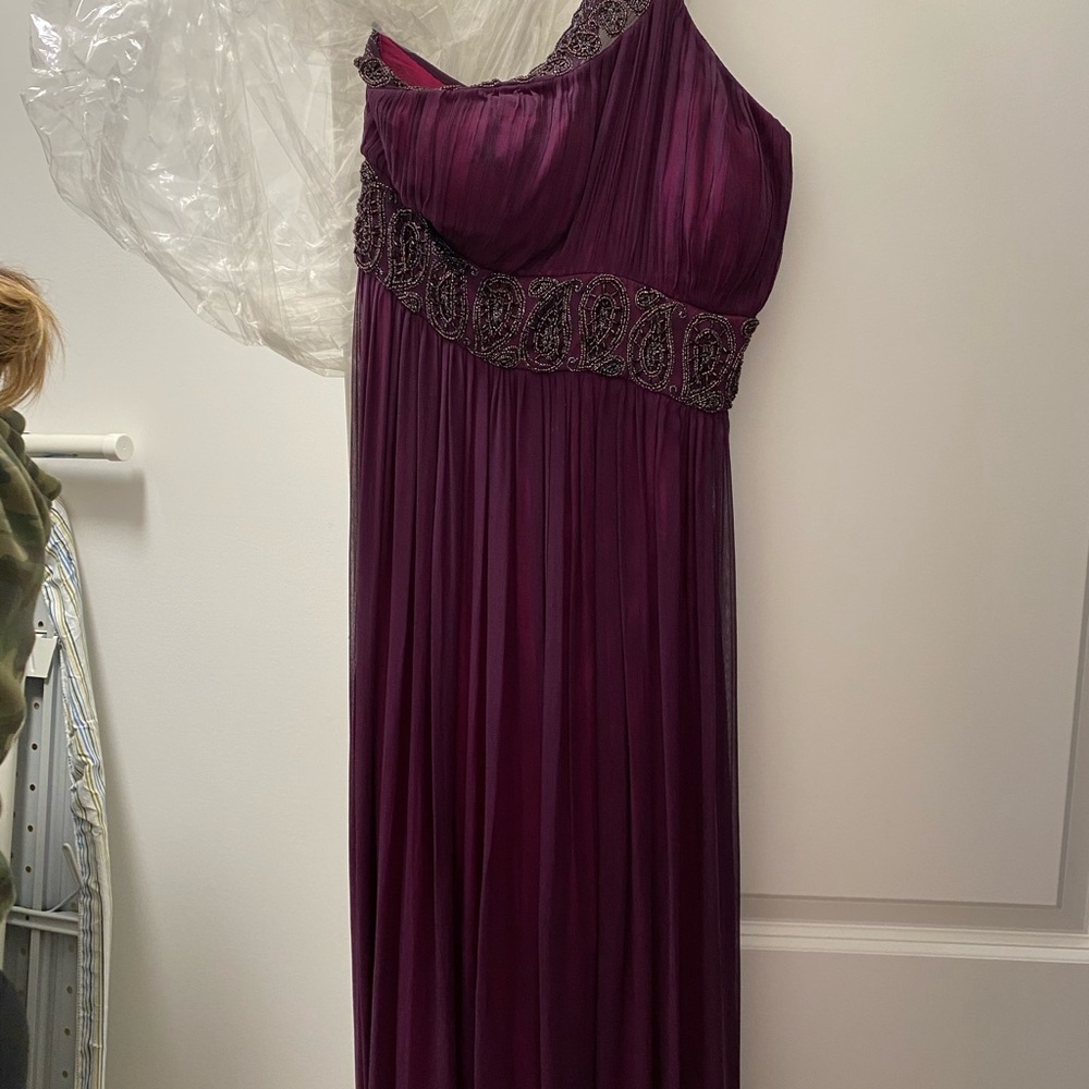 Nightway formal gown size 4